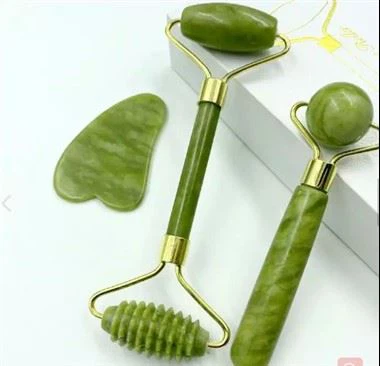 Set di massaggio al viso di giada in giada in pietra al quarzo