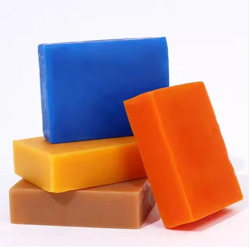 Sapone lieto per il viso